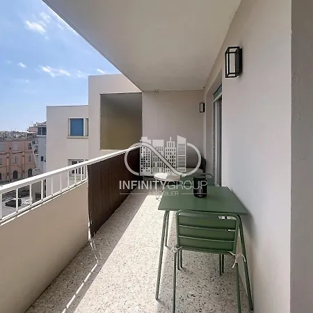 Elegance & Confort A - Superbe 3 Pieces Renove Avec Terrasse & Parking Apartment *